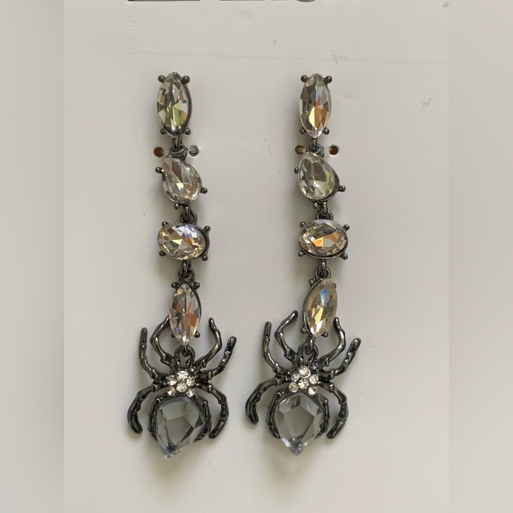 Zara Earring - Picture 7 of 9